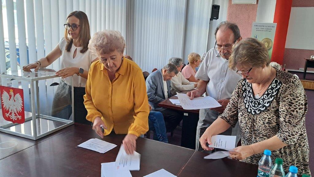 Obrady I sesji III kadencji Rady Seniorów Tomaszów Lubelski